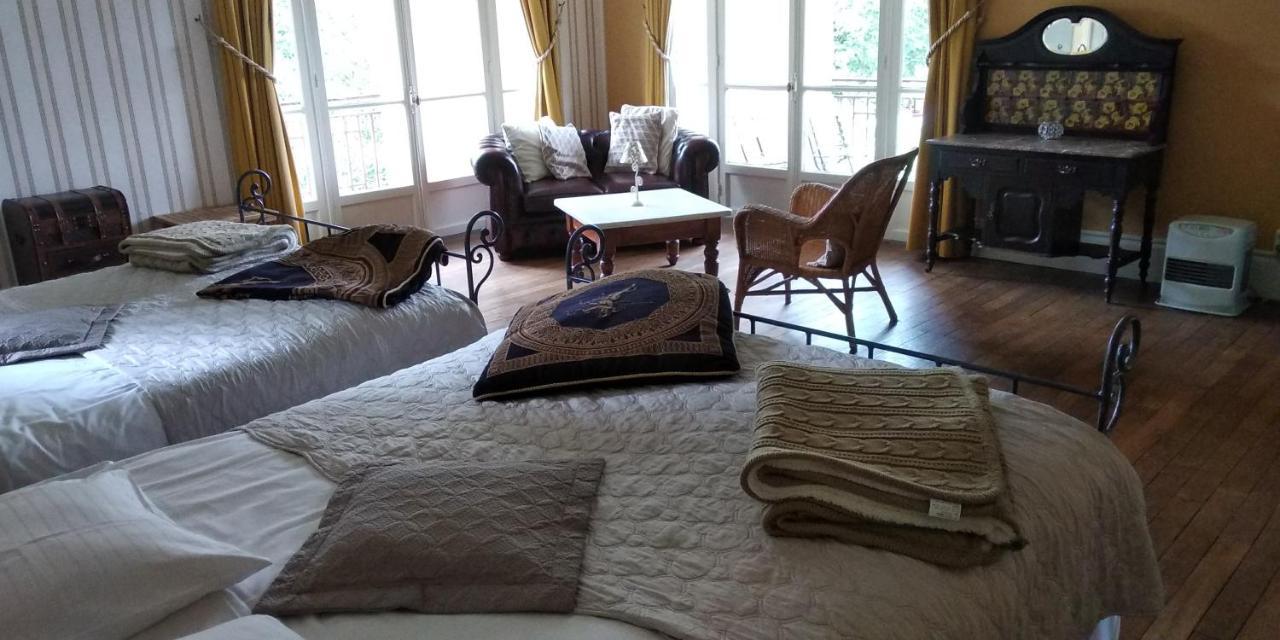 Chambres D'Hotes-Chateau Constant Bessines-sur-Gartempe ภายนอก รูปภาพ