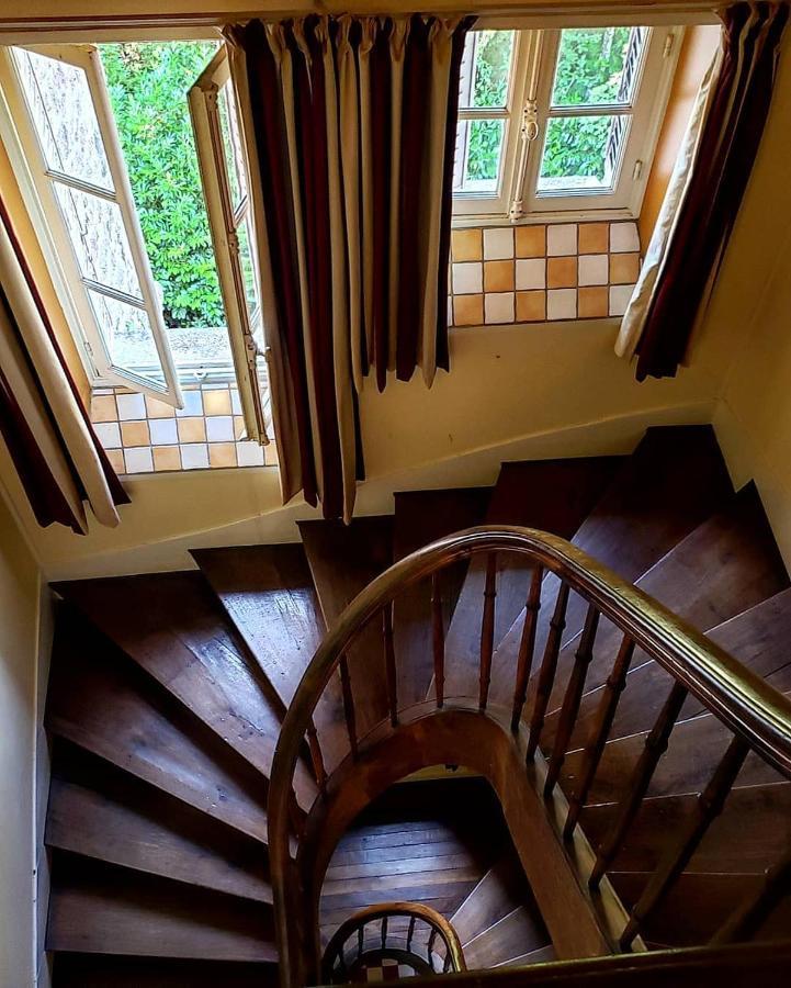 Chambres D'Hotes-Chateau Constant Bessines-sur-Gartempe ภายนอก รูปภาพ